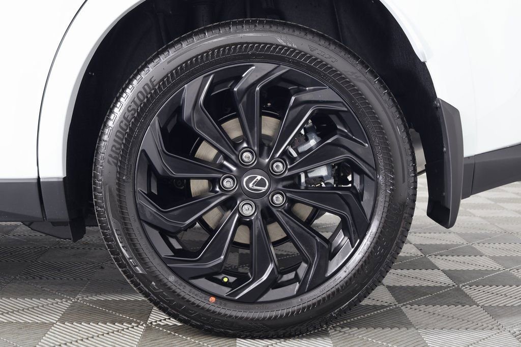 New 2026 Lexus UX 300h FWD image 10
