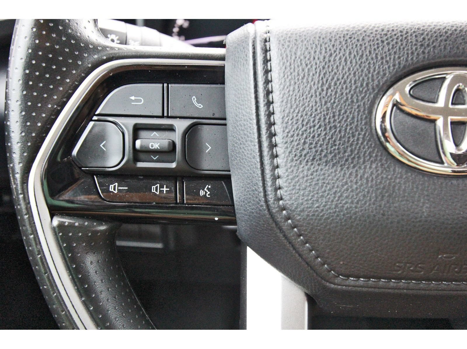 Used 2023 Toyota Tundra SR5 AWD/4WD image 19