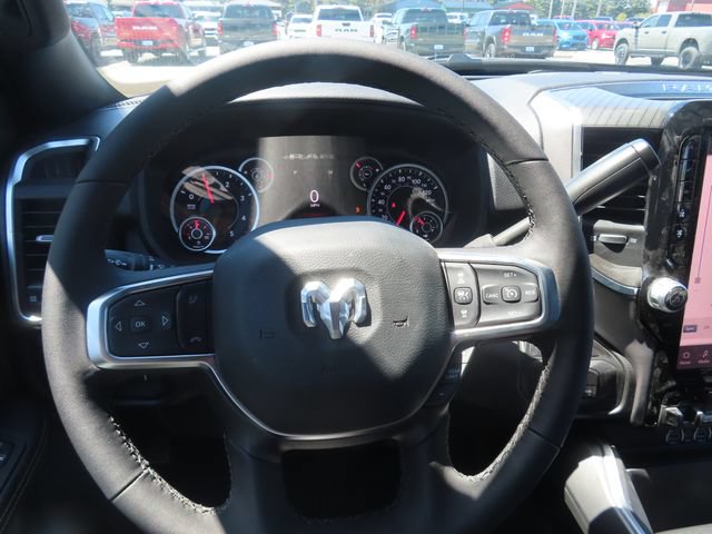 New 2026 RAM 3500 Big Horn AWD/4WD image 31