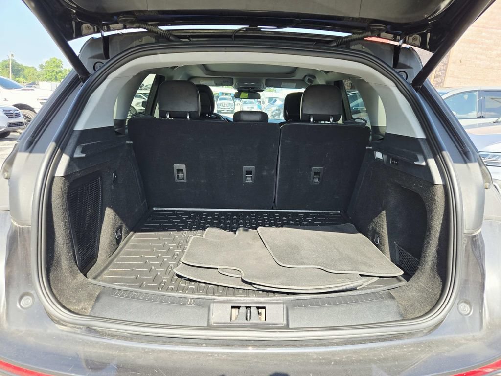 Used 2020 Lincoln Corsair AWD w/ Premium Package image 14
