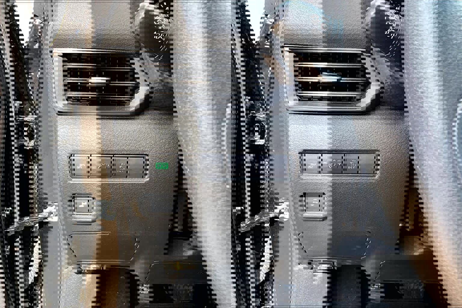 Certified 2024 Nissan Sentra S image 32