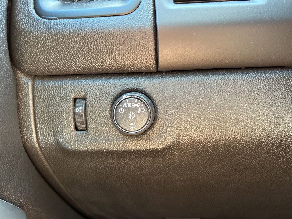 Used 2019 Chevrolet Colorado LT w/ LT Convenience Package image 30