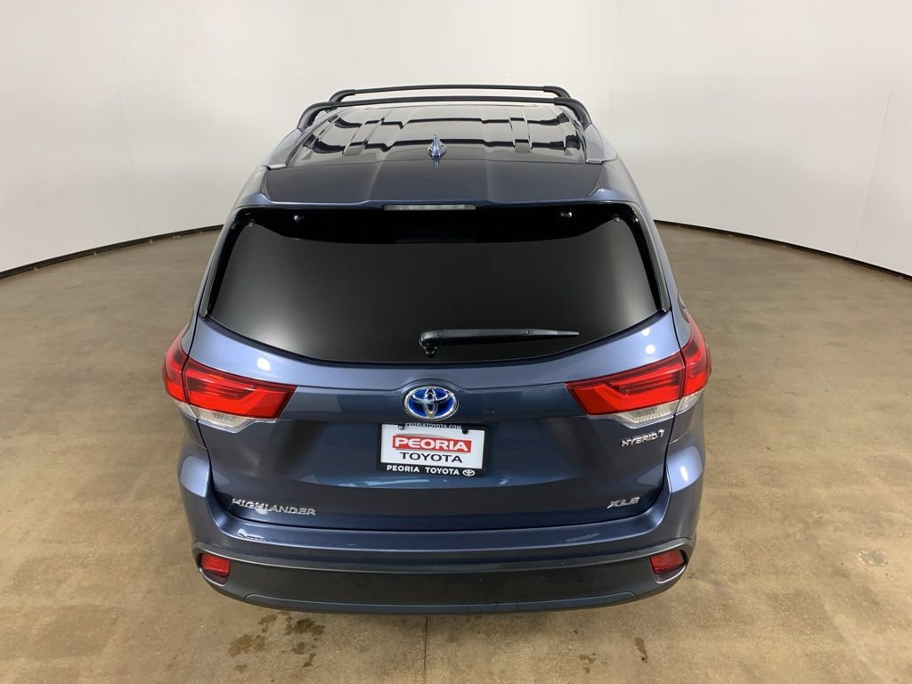 Used 2019 Toyota Highlander XLE AWD/4WD image 11
