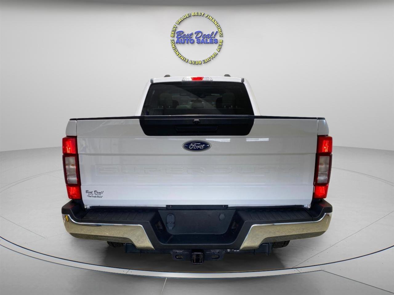 Used 2021 Ford F250 XLT w/ FX4 Off-Road Package image 3