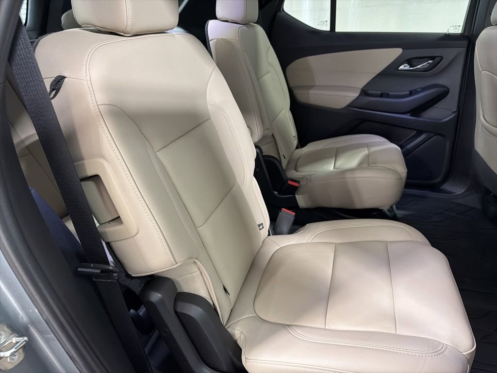 Certified 2023 Chevrolet Traverse LT w/ LPO, Floor Liner Package image 19