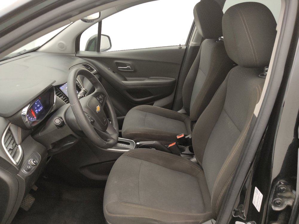 Used 2020 Chevrolet Trax LS w/ Tint and Cruise Package FWD image 17