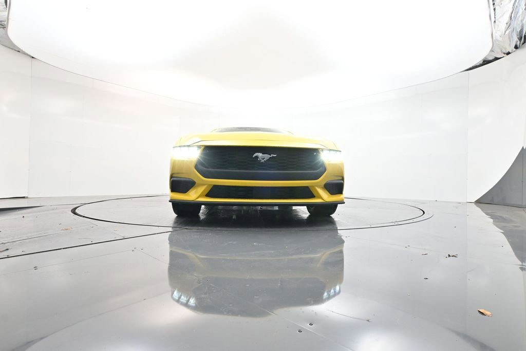 Used 2024 Ford Mustang Premium image 28