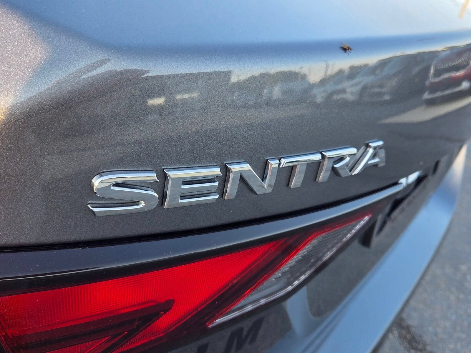 Used 2024 Nissan Sentra SV FWD image 11