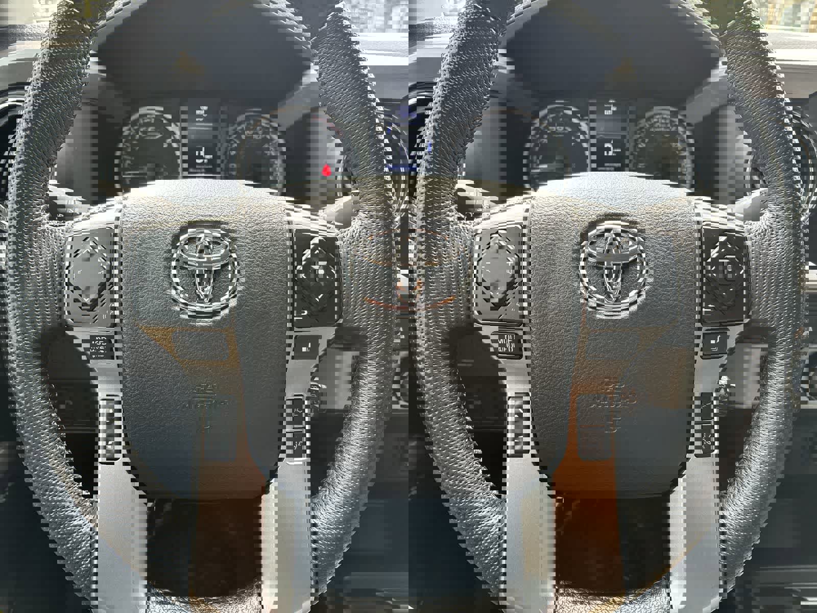 Used 2021 Toyota Tacoma SR5 image 12