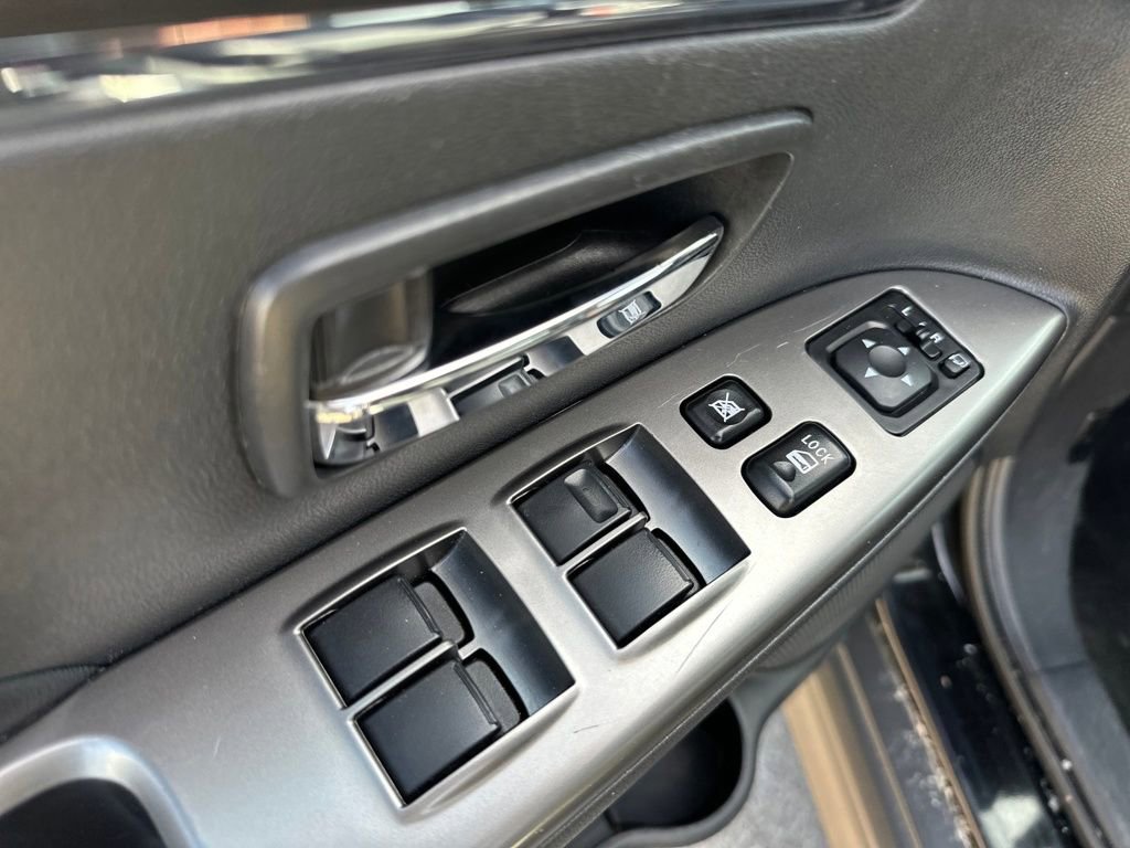 Used 2025 Mitsubishi Outlander Sport SE AWD/4WD image 42