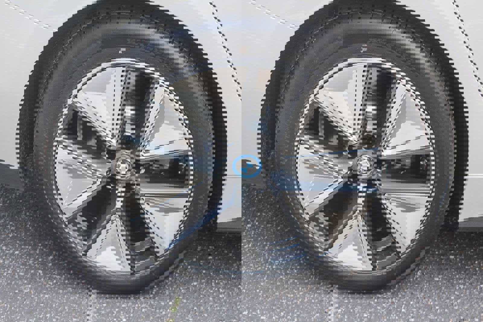 Certified 2023 BMW i4 eDrive35 w/ Premium Package image 8