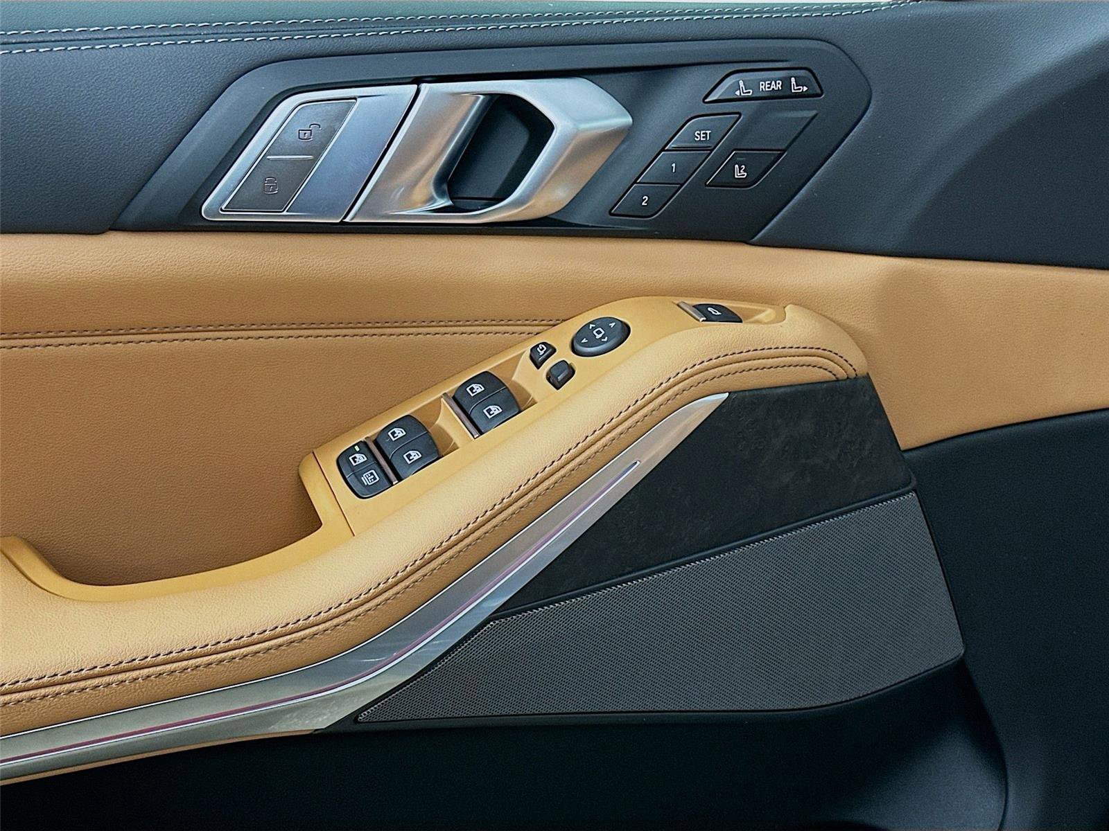 New 2026 BMW X7 xDrive40i w/ M Sport Package image 18