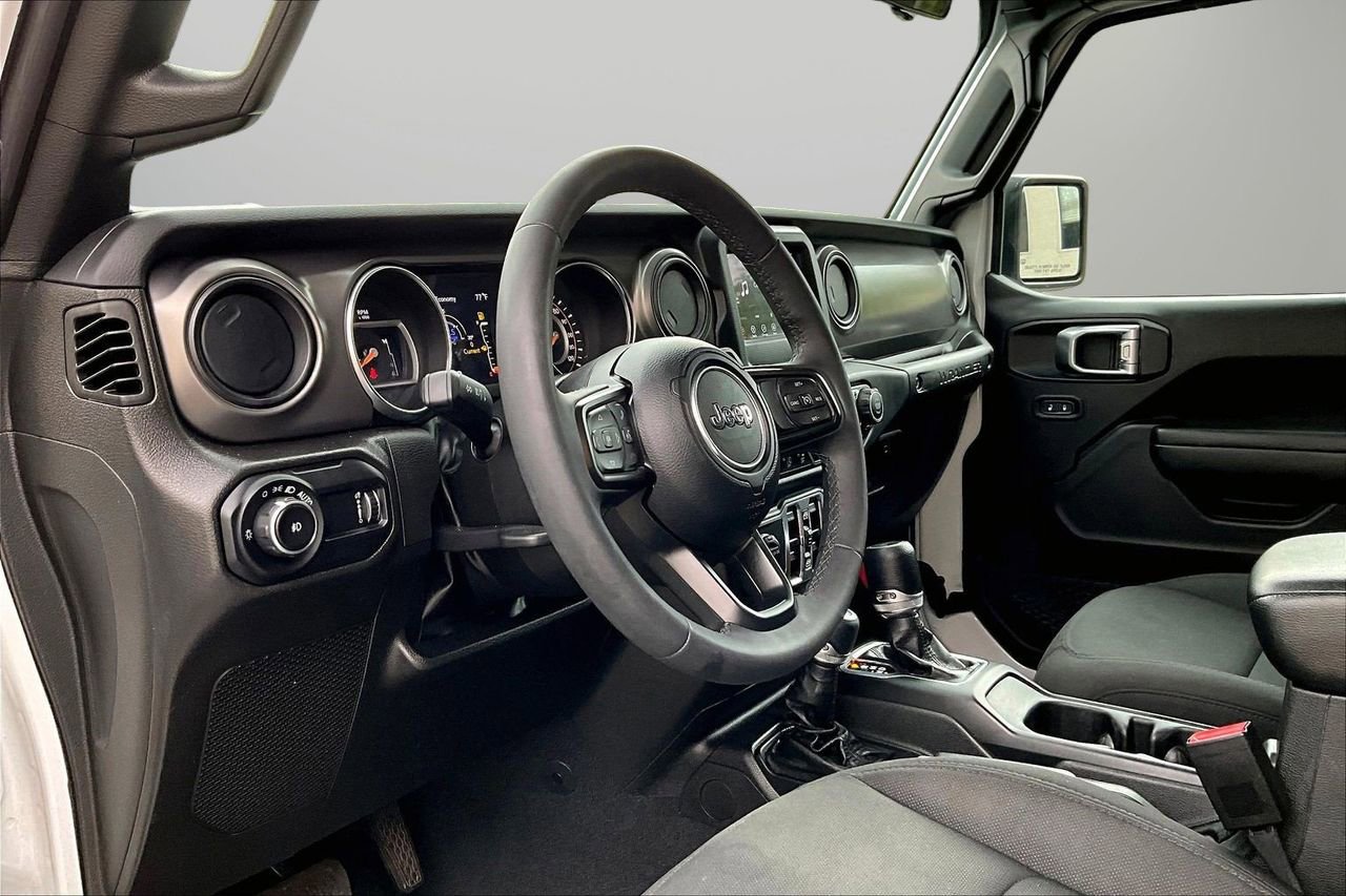 Certified 2023 Jeep Wrangler Unlimited Sport AWD/4WD image 18