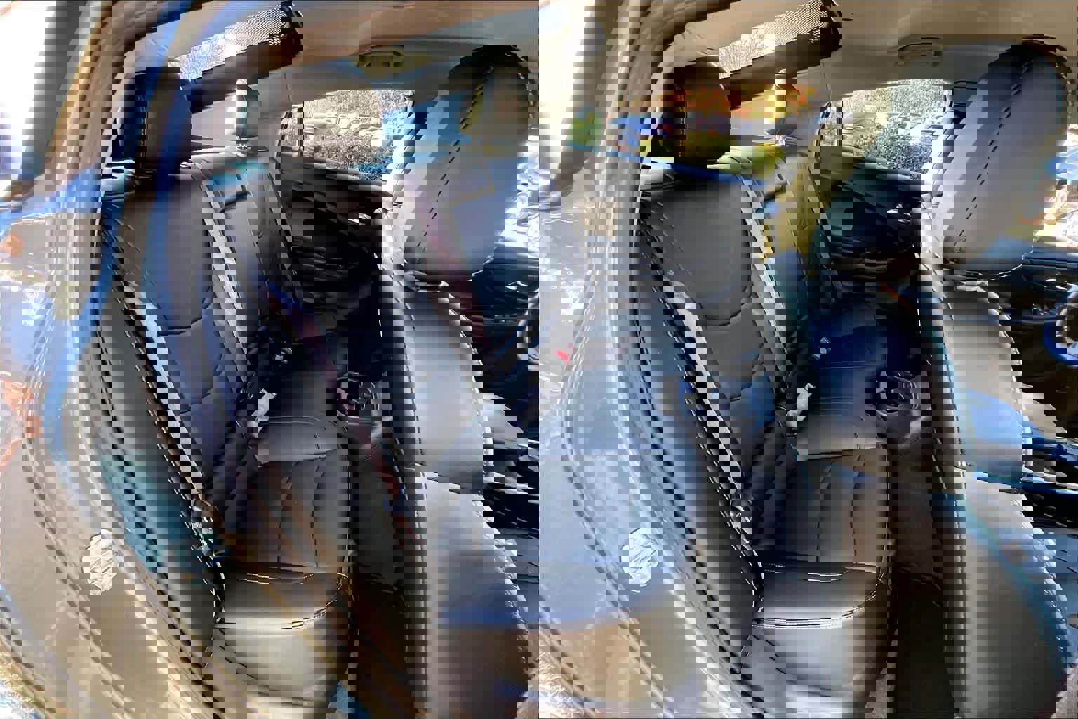 Used 2017 Chevrolet Volt LT w/ Comfort Package image 19