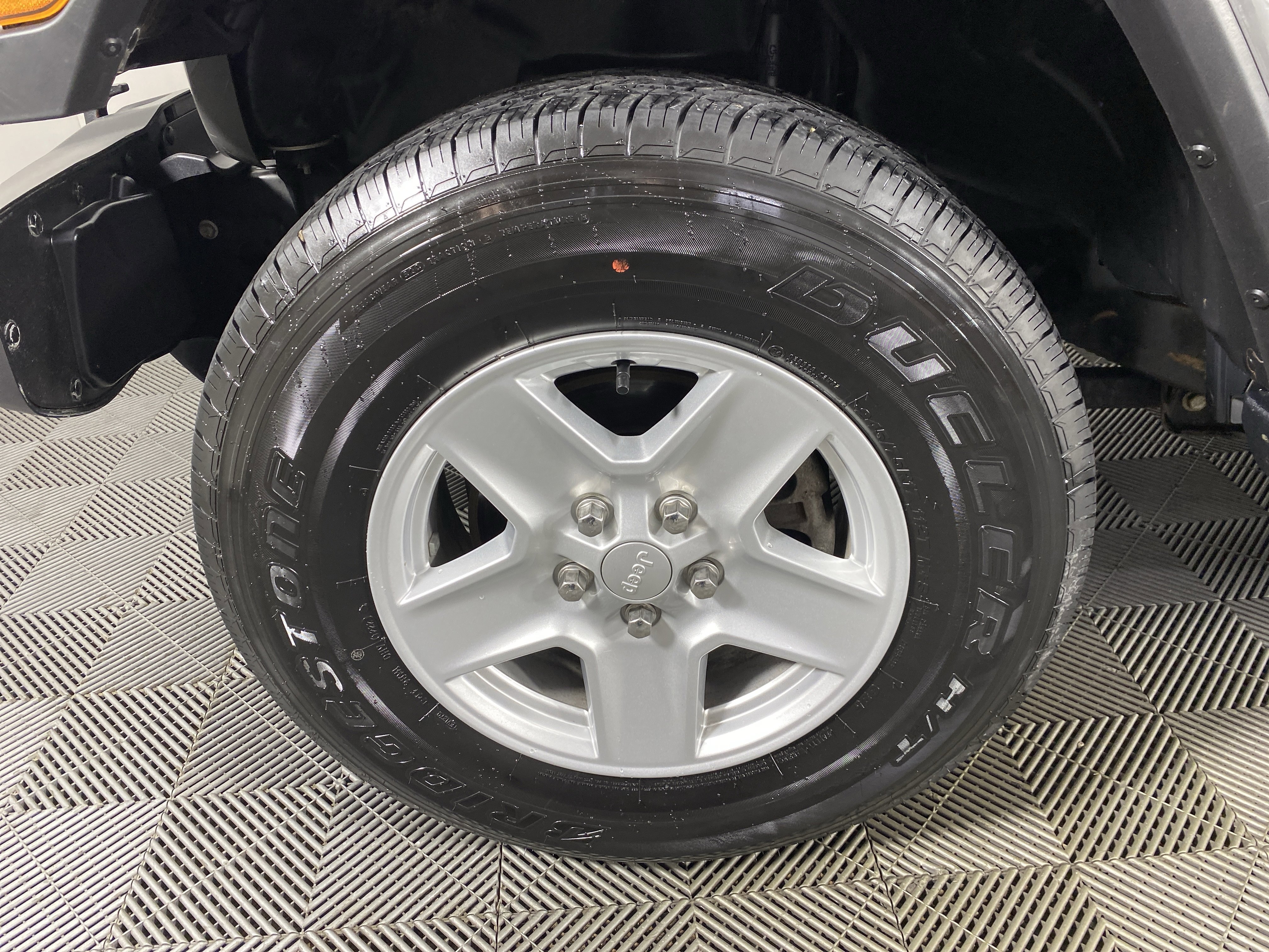 Used 2022 Jeep Gladiator Sport AWD/4WD image 12