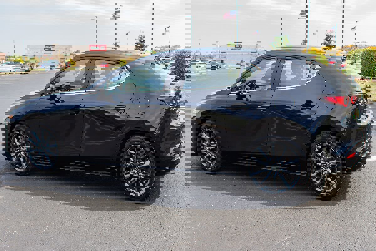 Used 2019 MAZDA MAZDA3 AWD Hatchback image 7