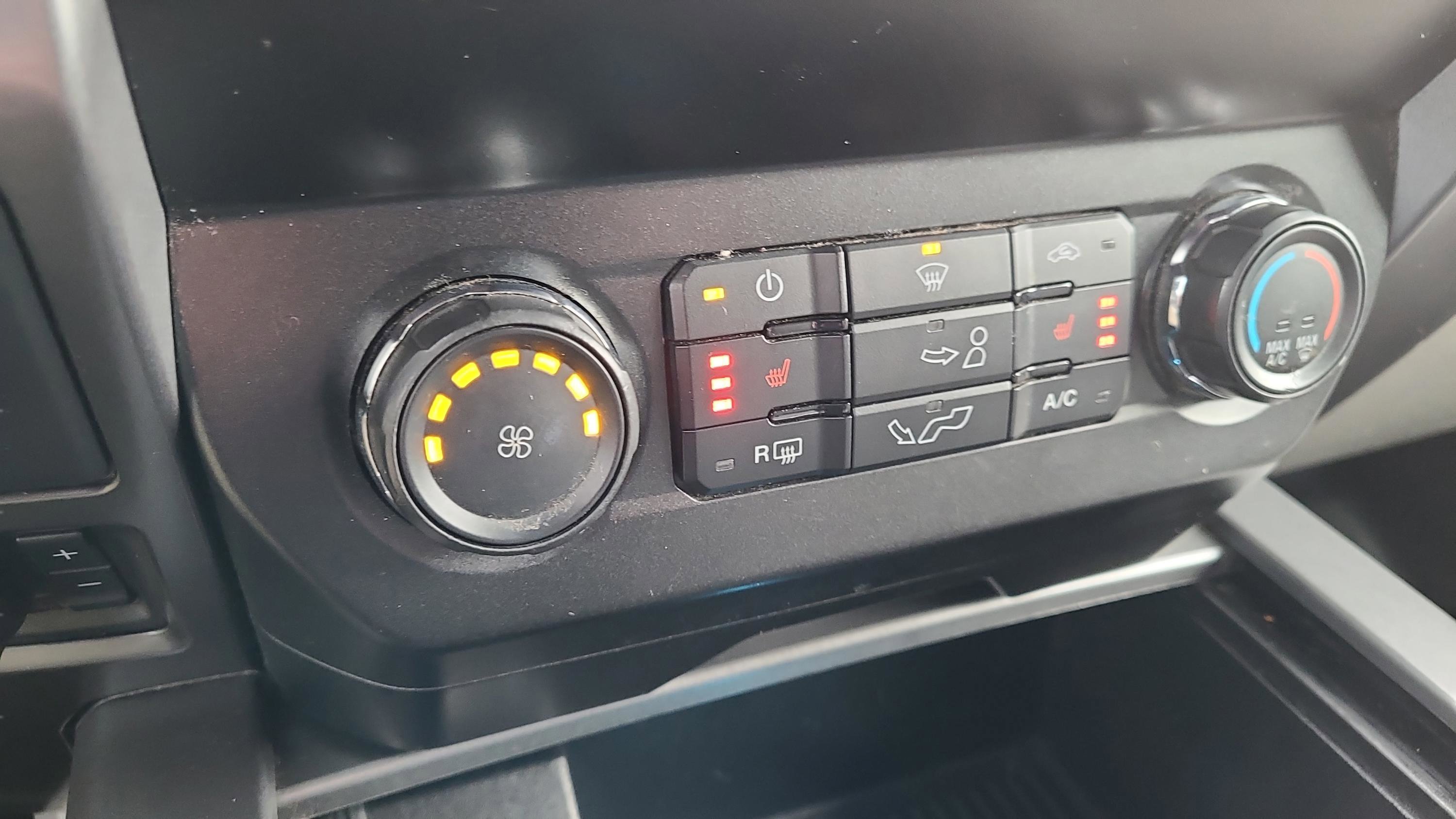 Certified 2019 Ford F150 XLT w/ Equipment Group 302A Luxury image 21