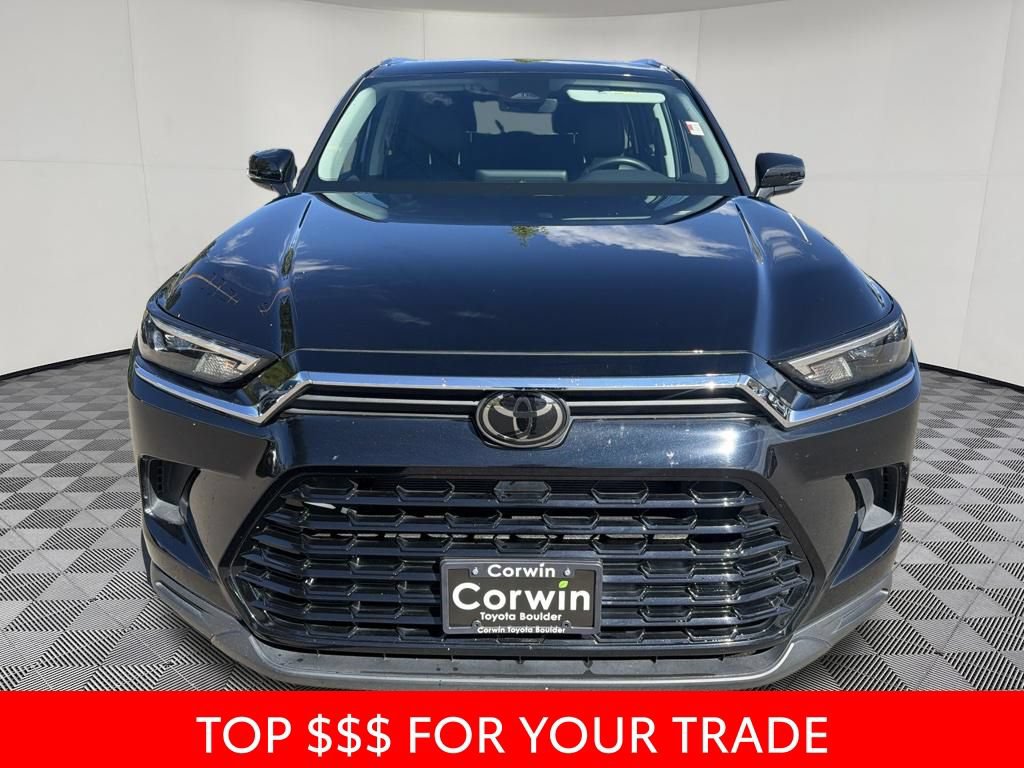 Used 2025 Toyota Grand Highlander AWD image 2
