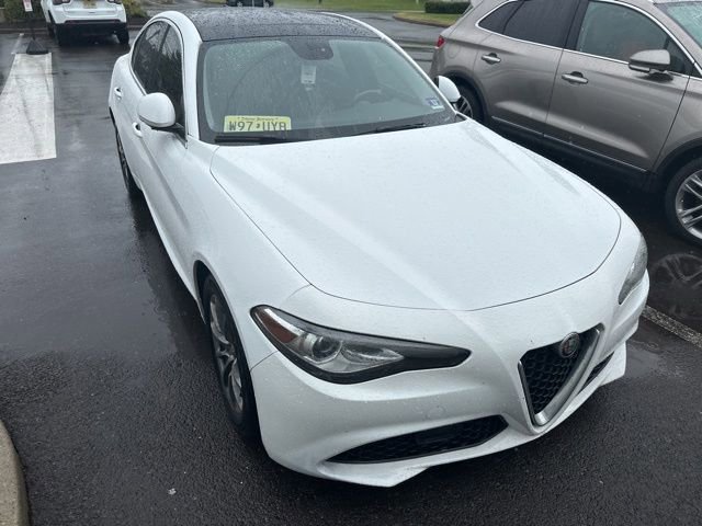 Used 2018 Alfa Romeo Giulia AWD image 15
