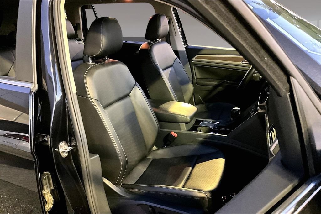 Used 2019 Volkswagen Atlas SEL R-Line FWD image 28