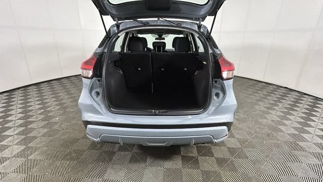 Used 2022 Nissan Kicks SV FWD image 28
