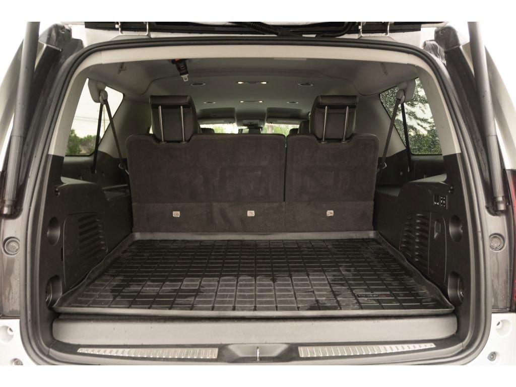 Used 2020 Chevrolet Suburban Premier RWD image 16