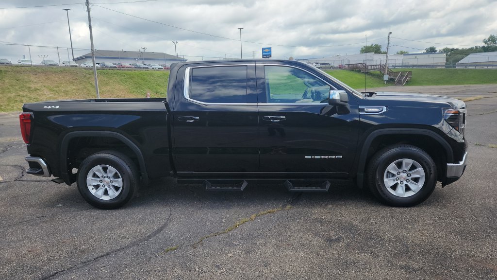 Used 2024 GMC Sierra 1500 SLE AWD/4WD image 14