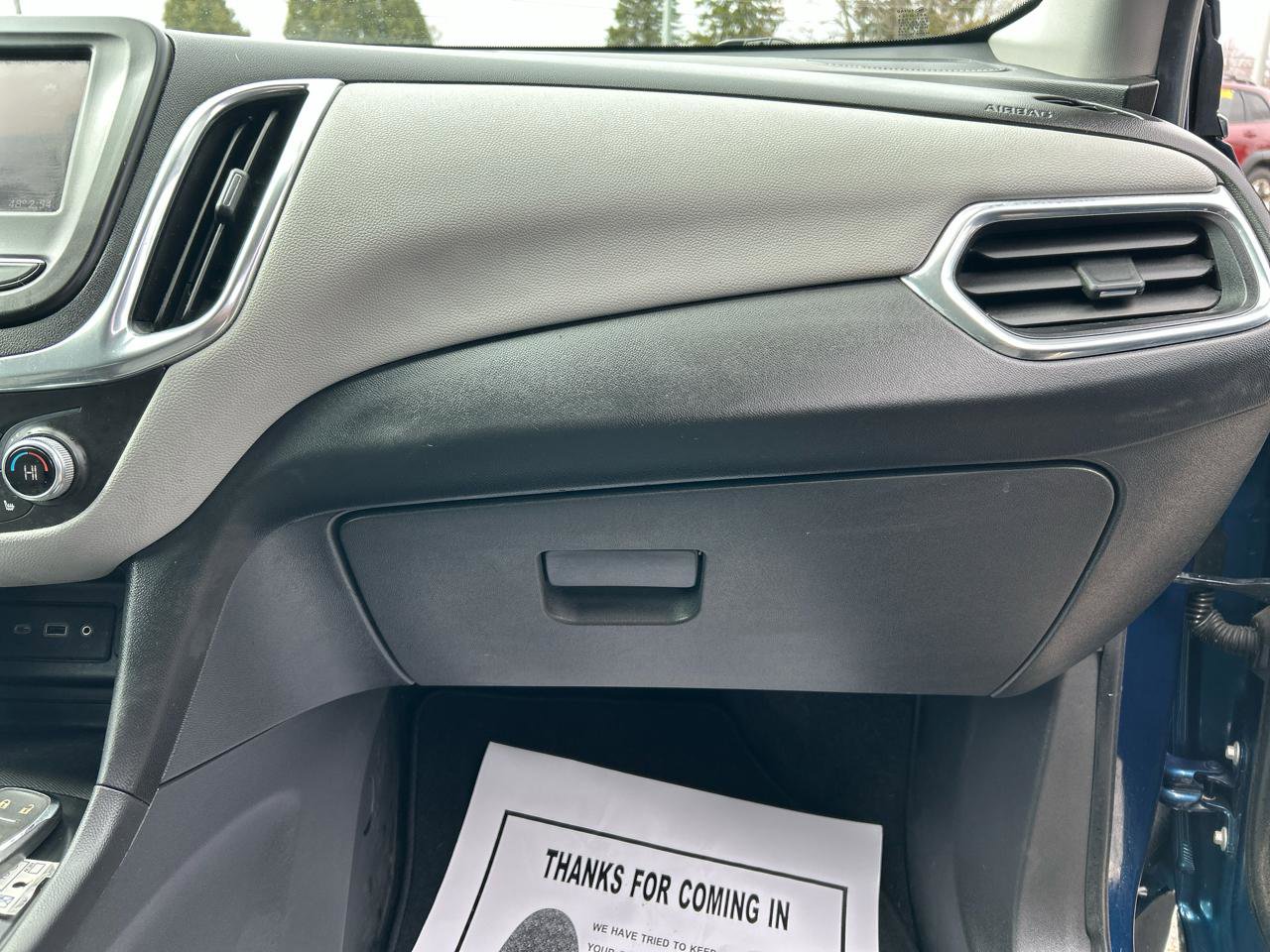 Used 2020 Chevrolet Equinox LT w/ Driver Convenience Package image 26