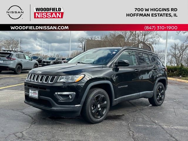 Used 2017 Jeep Compass Latitude w/ Popular Equipment Group image 1