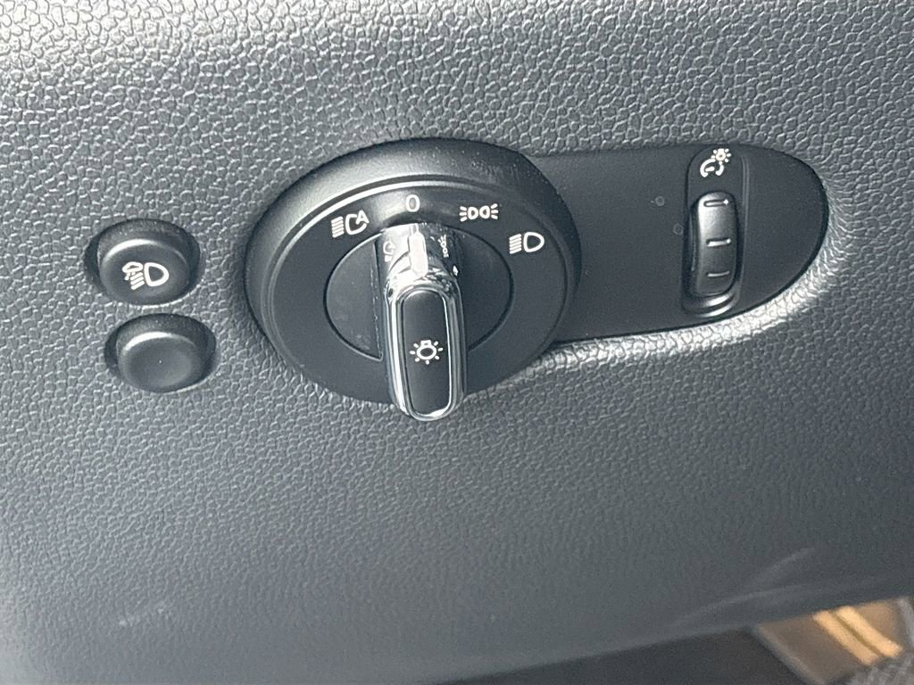 Used 2023 MINI Cooper SE image 10