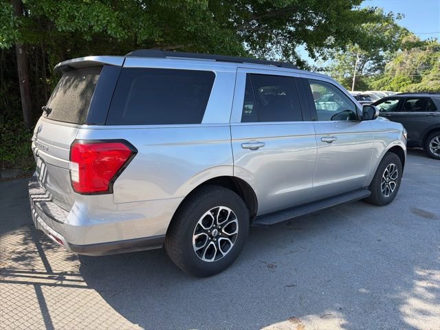 Used 2024 Ford Expedition XLT AWD/4WD image 18