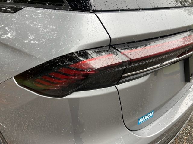 Certified 2025 Lincoln Nautilus Reserve w/ Jet Appearance Package image 13