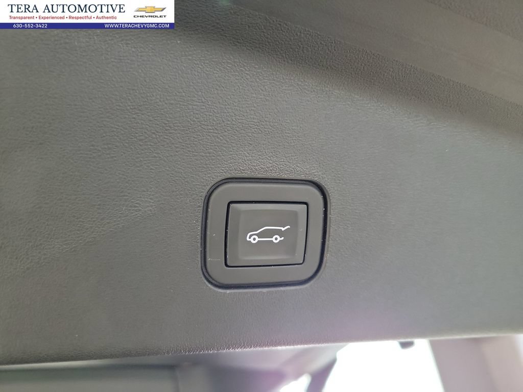 Certified 2026 Cadillac Vistiq Platinum w/ LPO, Floor Liner Package AWD/4WD image 23