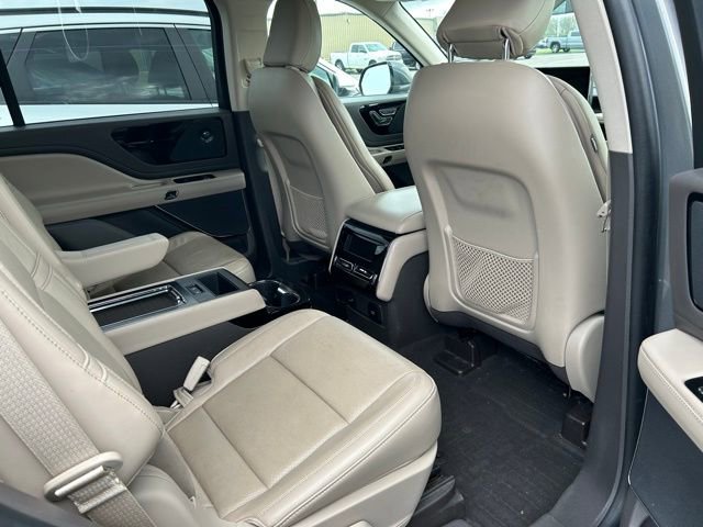 Used 2021 Lincoln Aviator Reserve w/ Equipment Group 208A AWD/4WD image 12