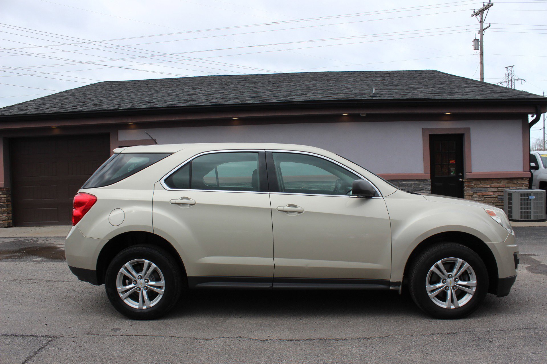 Used 2013 Chevrolet Equinox LS image 3