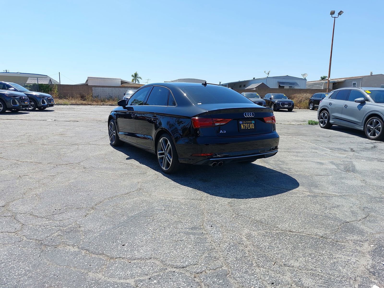 Used 2018 Audi A3 2.0T Premium w/ Convenience Package FWD image 4