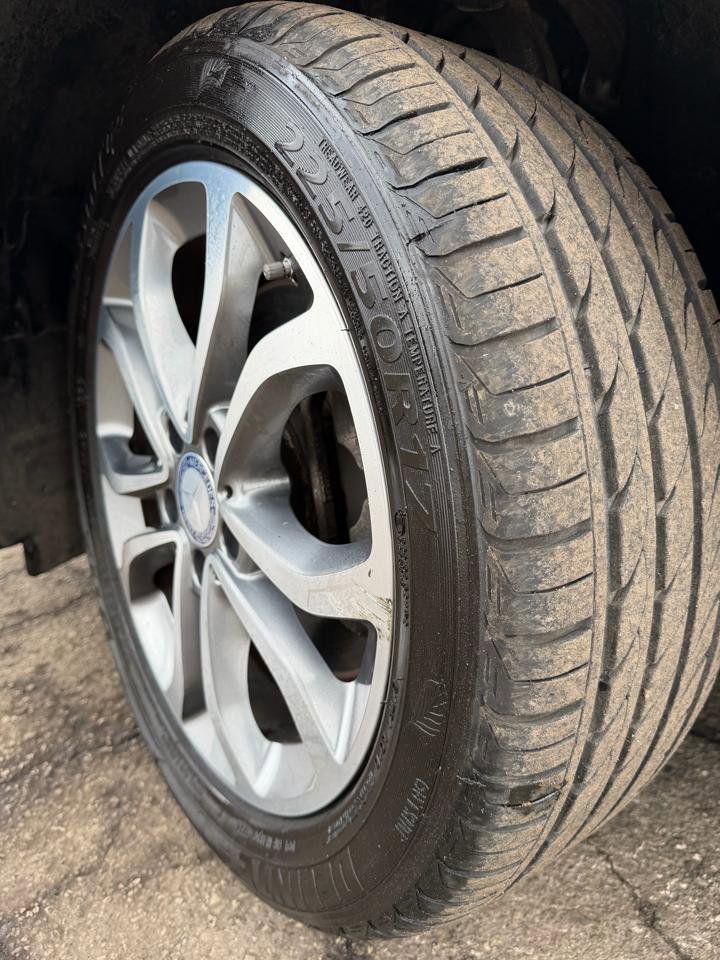 Used 2016 Mercedes-Benz C 300 4MATIC Sedan image 5