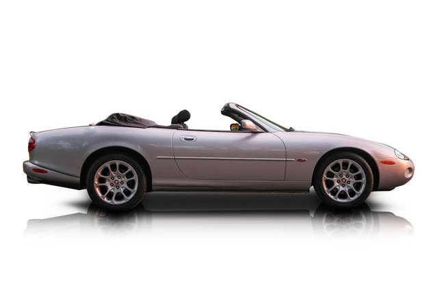 Used 2001 Jaguar XK8 Convertible RWD image 2