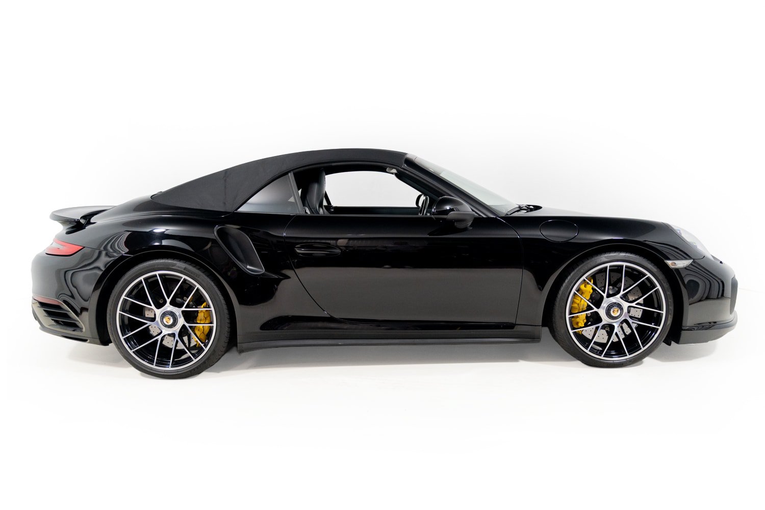 Used 2017 Porsche 911 Turbo S AWD/4WD image 10