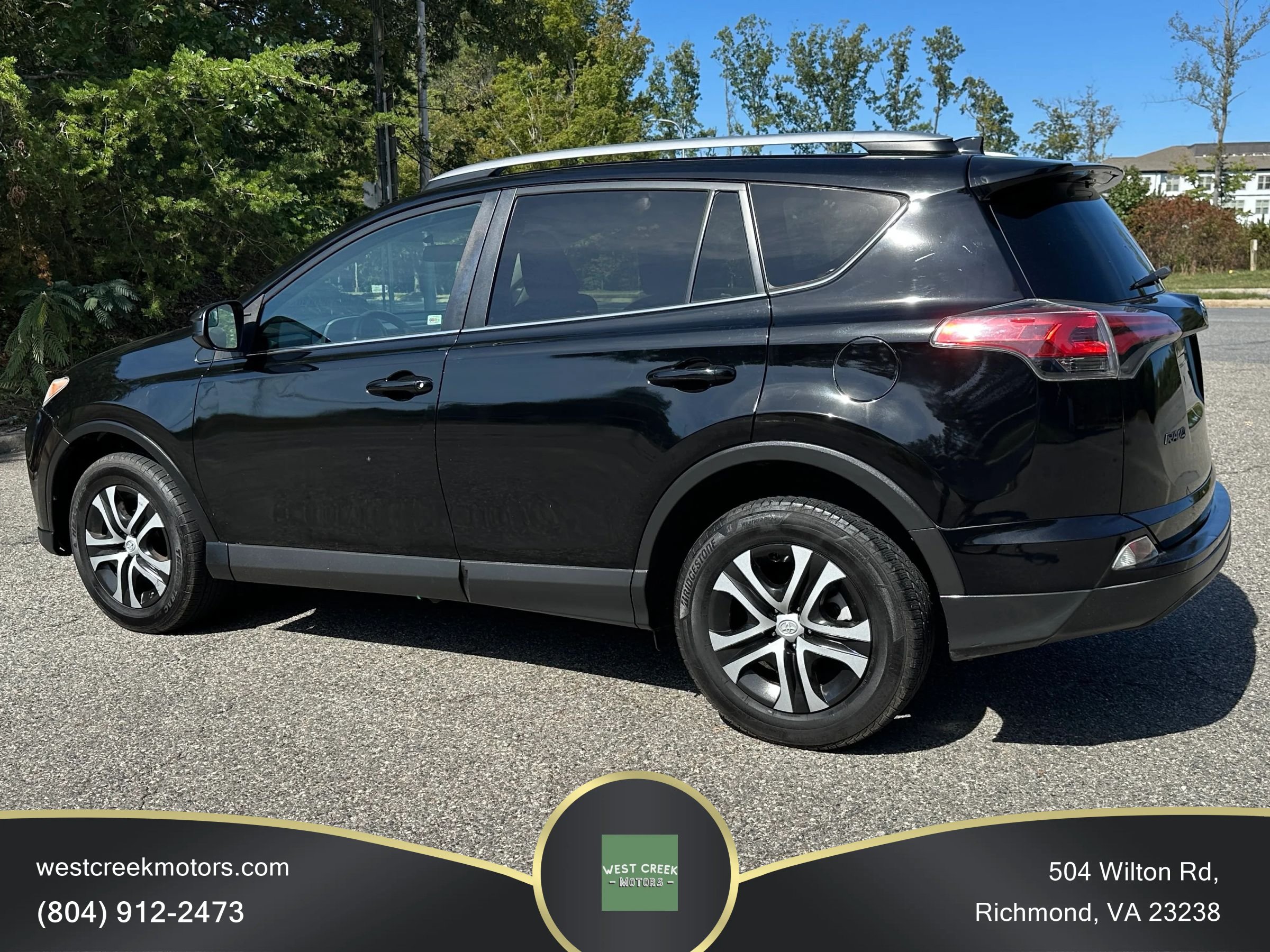 Used 2016 Toyota RAV4 LE AWD/4WD image 4