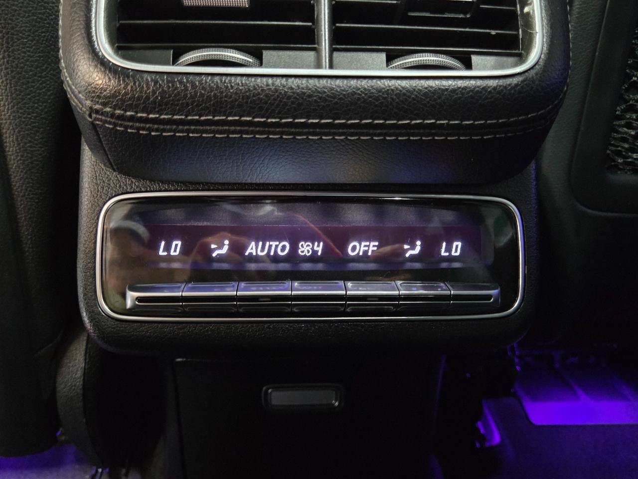 Used 2020 Mercedes-Benz GLS 450 4MATIC image 40