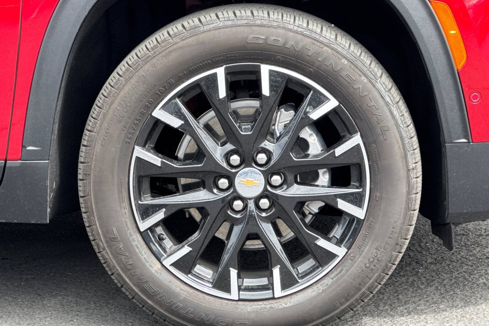 Used 2026 Chevrolet Traverse LT w/ Enhanced Driving Package AWD/4WD image 43