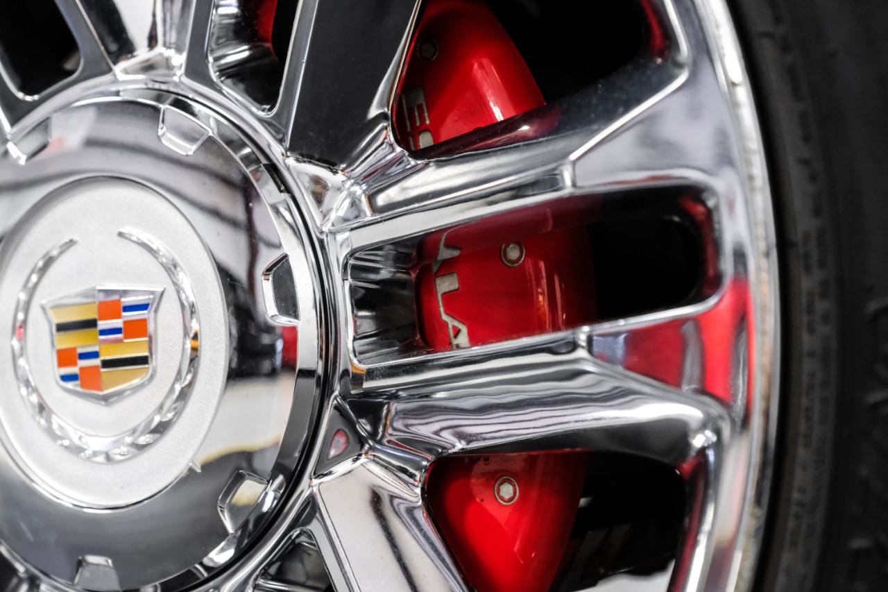 Used 2013 Cadillac Escalade Platinum RWD image 73