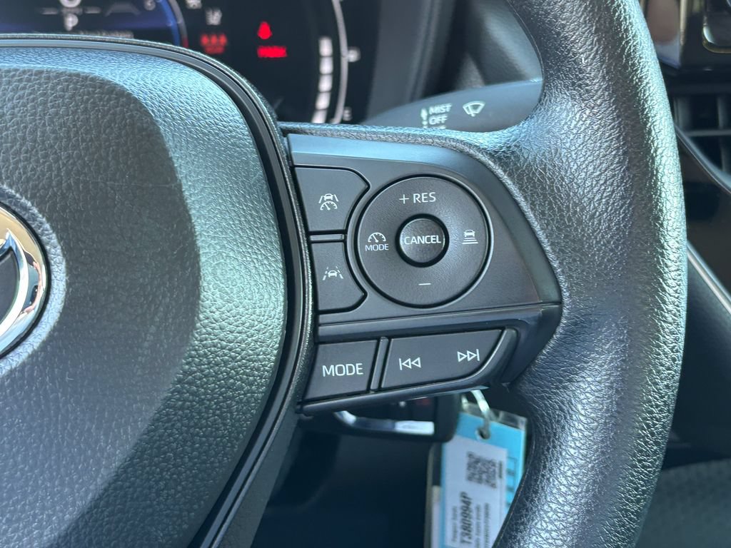 Certified 2026 Toyota Corolla LE FWD image 28