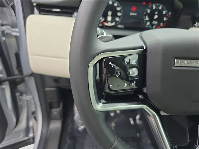Certified 2025 Land Rover Discovery Sport S image 17