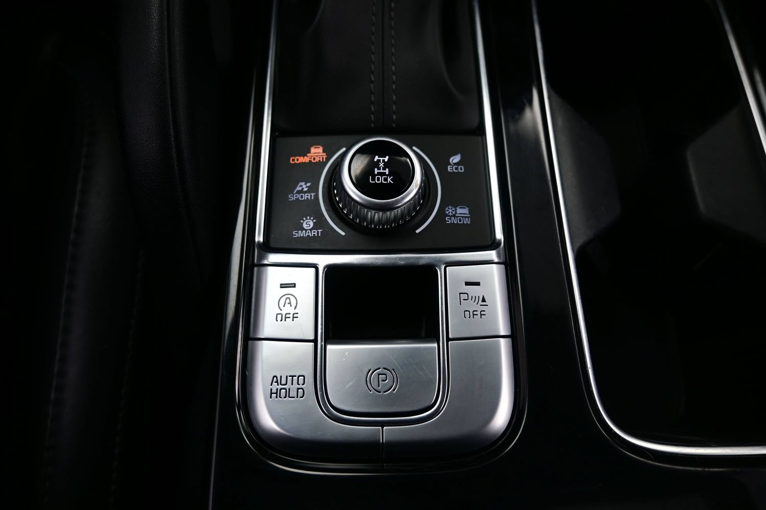 Used 2020 Kia Telluride S AWD/4WD image 25