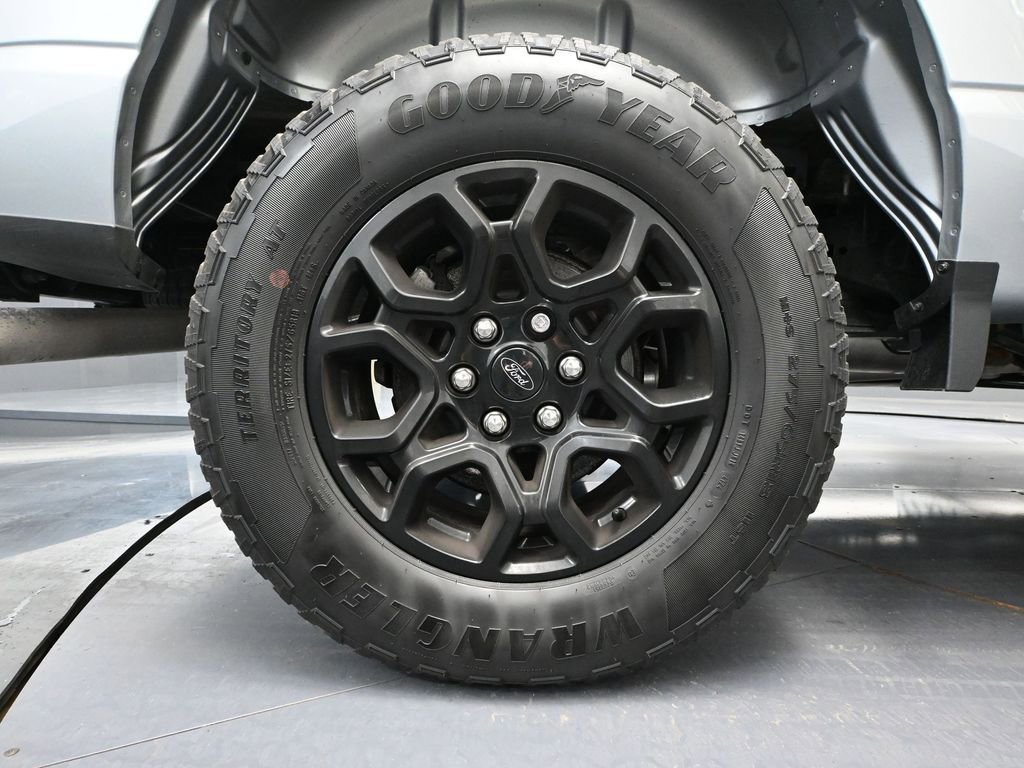 Used 2024 Ford F150 XLT w/ XLT Black Appearance Package image 15