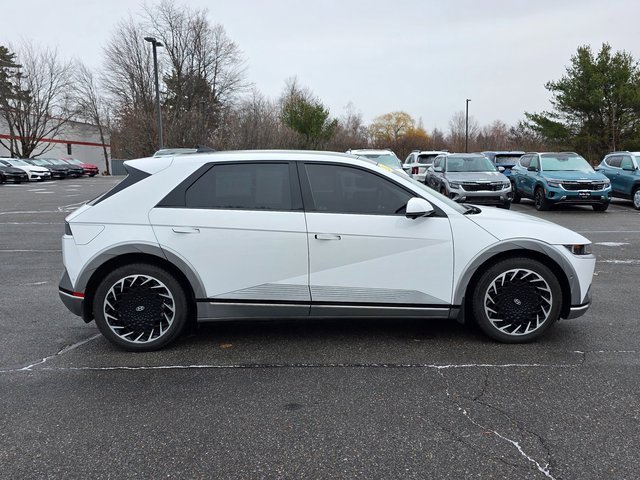 Used 2024 Hyundai Ioniq 5 Limited image 9