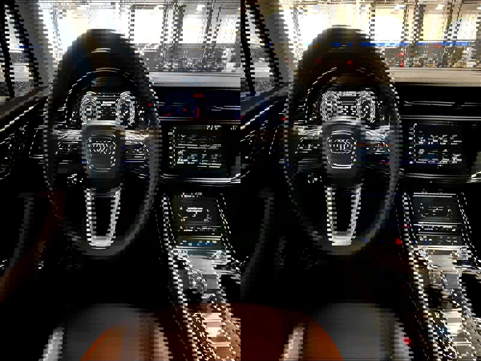 Used 2022 Audi Q7 Premium Plus w/ Premium Plus Package image 18