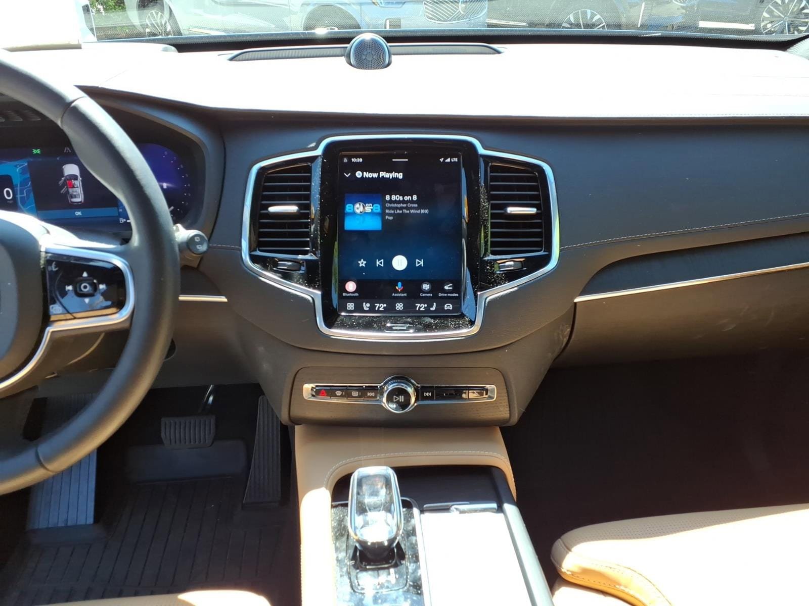 Used 2024 Volvo XC90 B6 Ultimate w/ Lounge Package AWD/4WD image 10